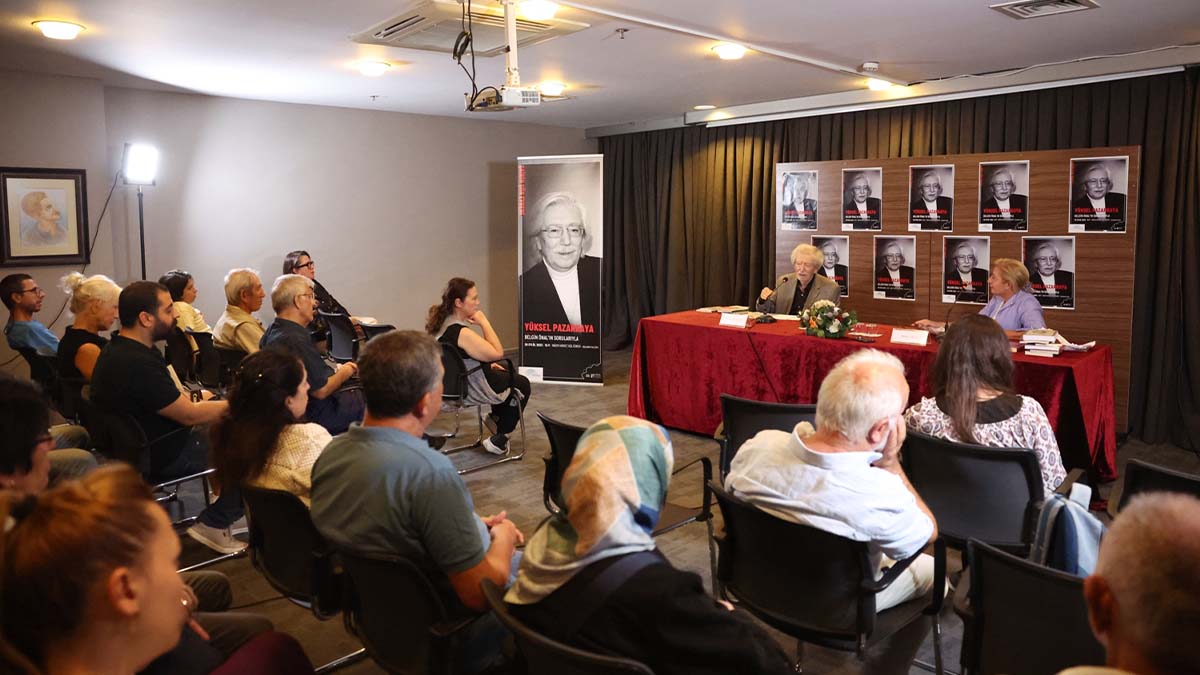 Yüksel Pazarkaya: Şiir derde derman olan merhemdir