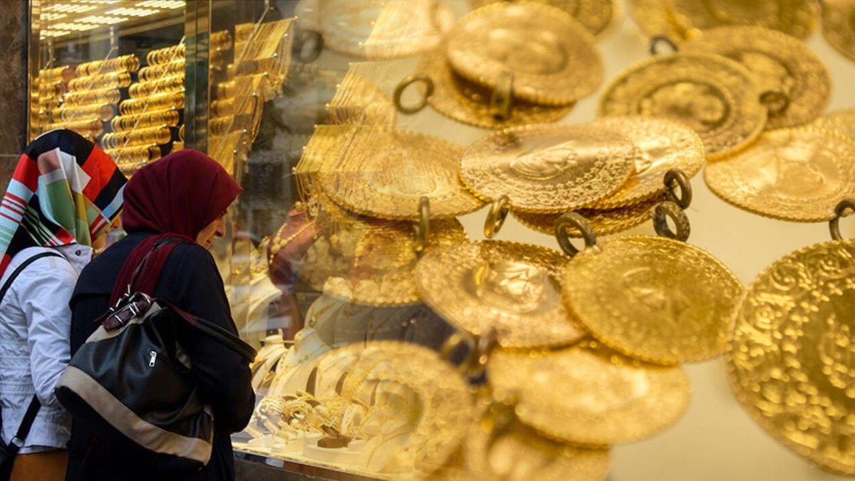 Altını olan o tarihi takvimine yazsın! Büyük patlamaya hazır olun, ünlü ekonomist "geliyor" diyerek açıkladı