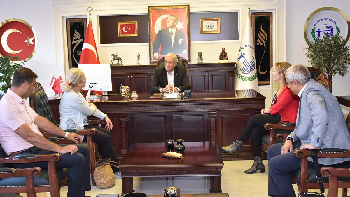 Başkan Bakkalcıoğlu, Eskişehir Makine Mühendisleri Odası Yöneticileri ile bir araya geldi