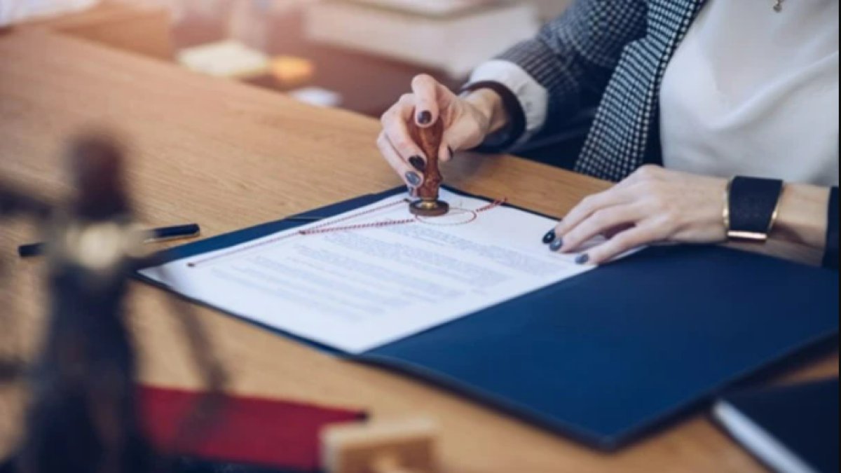 Nasıl Noter Olunur: Türkiye'de Noterlik Mesleği