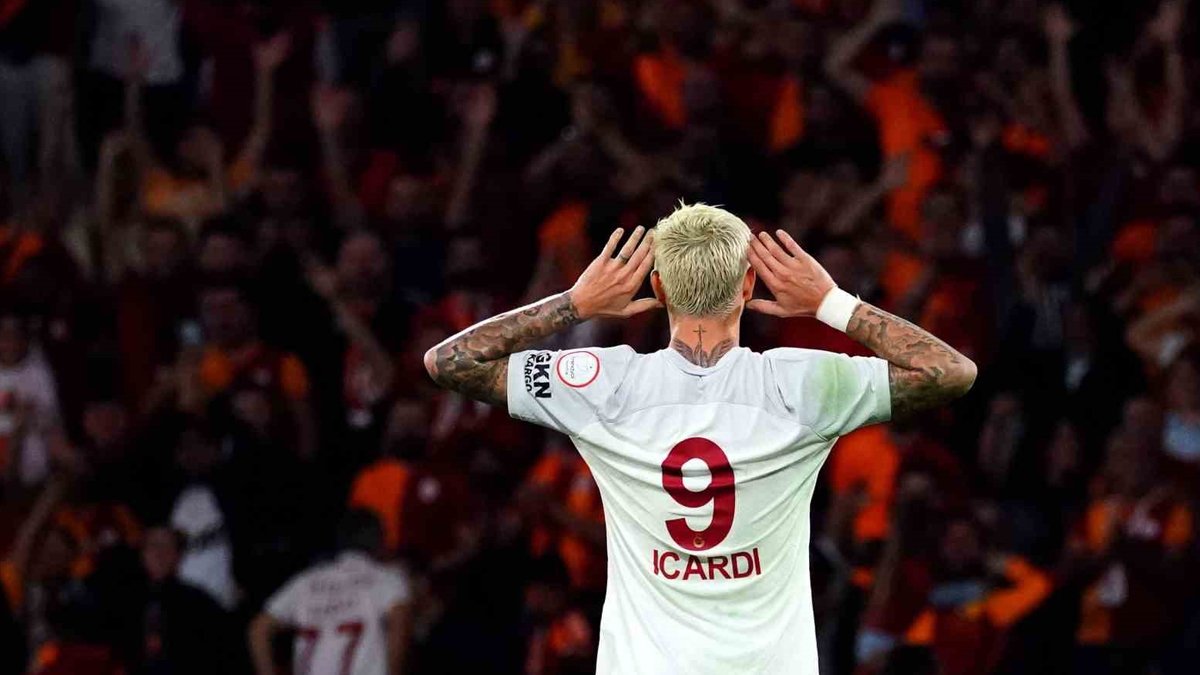 'Büyük beceriksizlik' Dünya Icardi'yi konuşuyor ama...