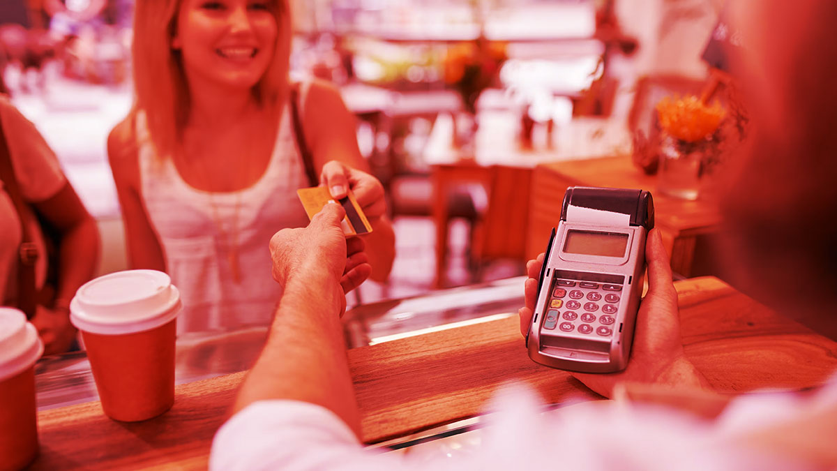 Kredi kartı kullananlara kötü haber: Borcunu geciktiren şimdi yandı! Alışveriş yaparken artık bu rakamlar geçerli