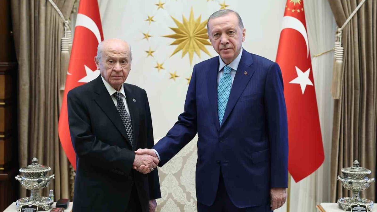 Erdoğan-Bahçeli görüşmesinin detayları ortaya çıktı: TBMM'de öncelik yeni anayasa