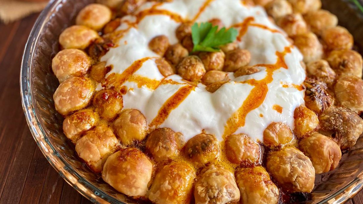 Akşama Boşnak mantısını duyan eşiniz eve koşarak gelecek! İşte mutfakta hüner gösteren nefis tarif