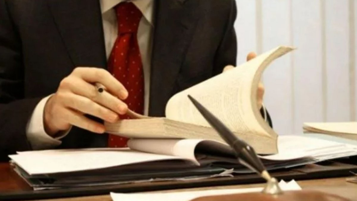 Müsteşar Ne İş Yapar: Kamu Yönetiminin Gizli Kahramanları