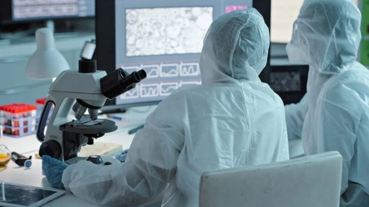 Diğer varyantlara göre daha bulaşıcı: Pirola varyantı ölümcül mü?