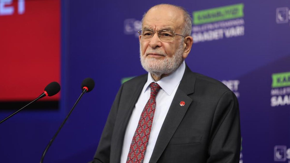 Karamollaoğlu iktidarın yeni anayasa çağrısını böyle yorumladı: 3. dönem için formül arayışı