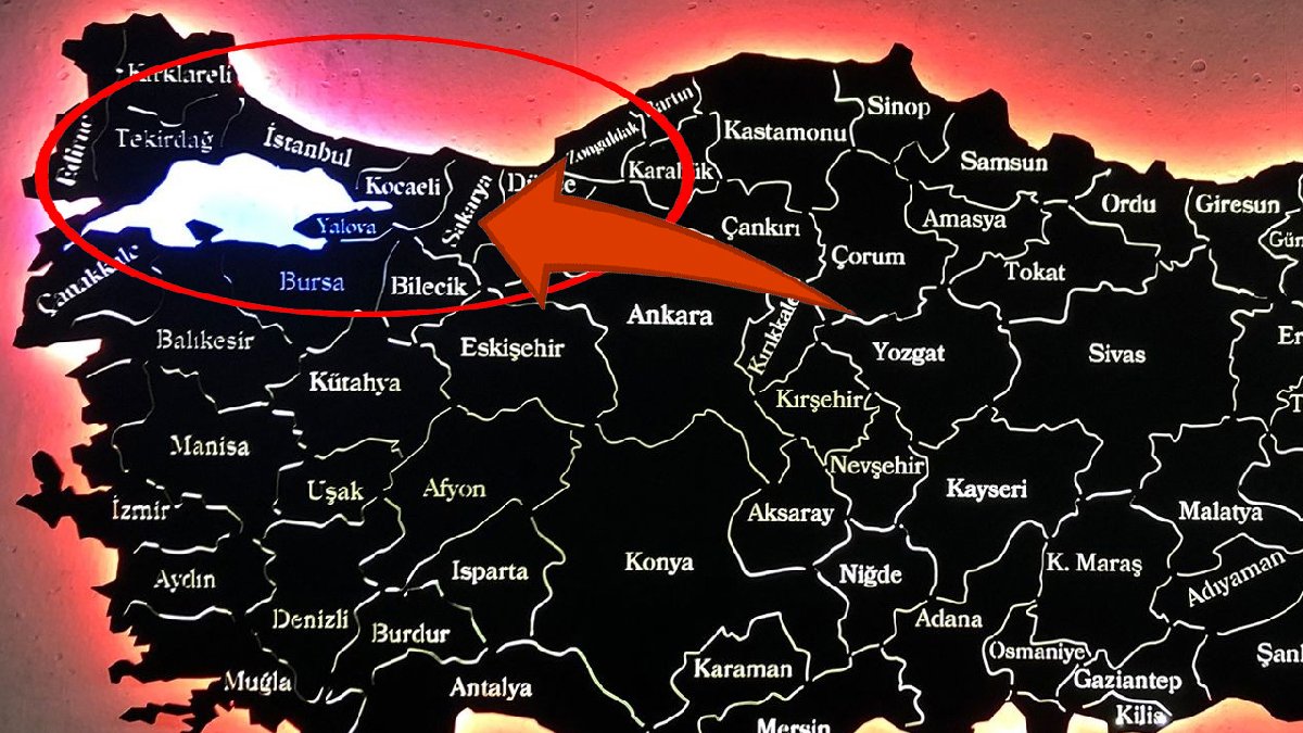 İstanbul'da olanlar dışarı adım bile atmayın! AKOM'un ardından şimdi de sarı kodlu uyarı... Tarih ve saat verildi