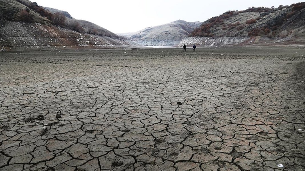 Tüm bakanlıklara 'su birimi kurulsun' çağırısı: Sulama saatlerinden peyzaja kadar uyarı