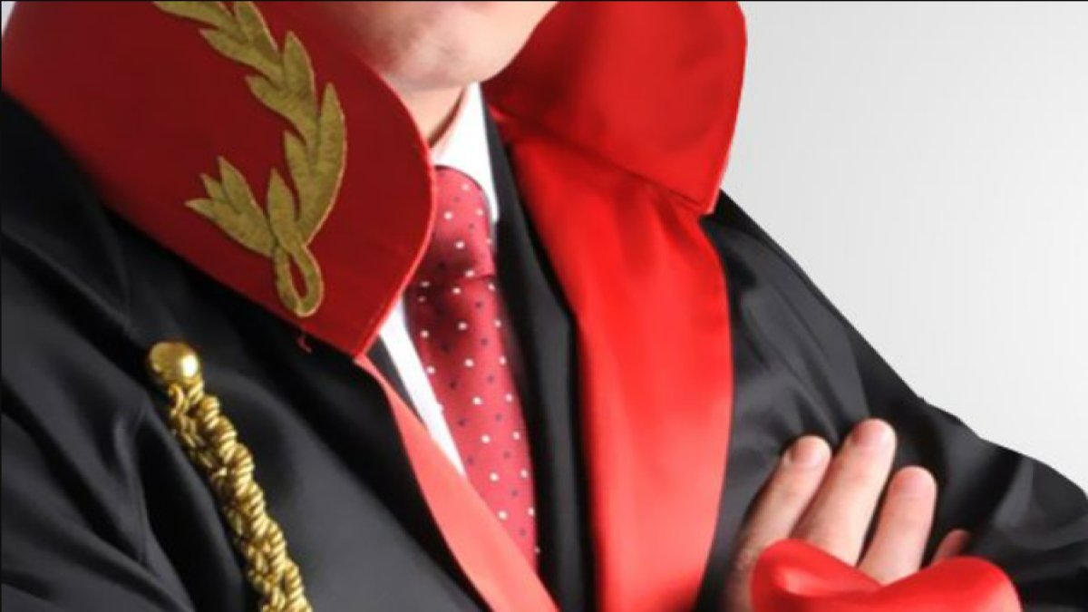 Başsavcı Nasıl Olunur: Adaletin Lideri Olma Yolculuğu