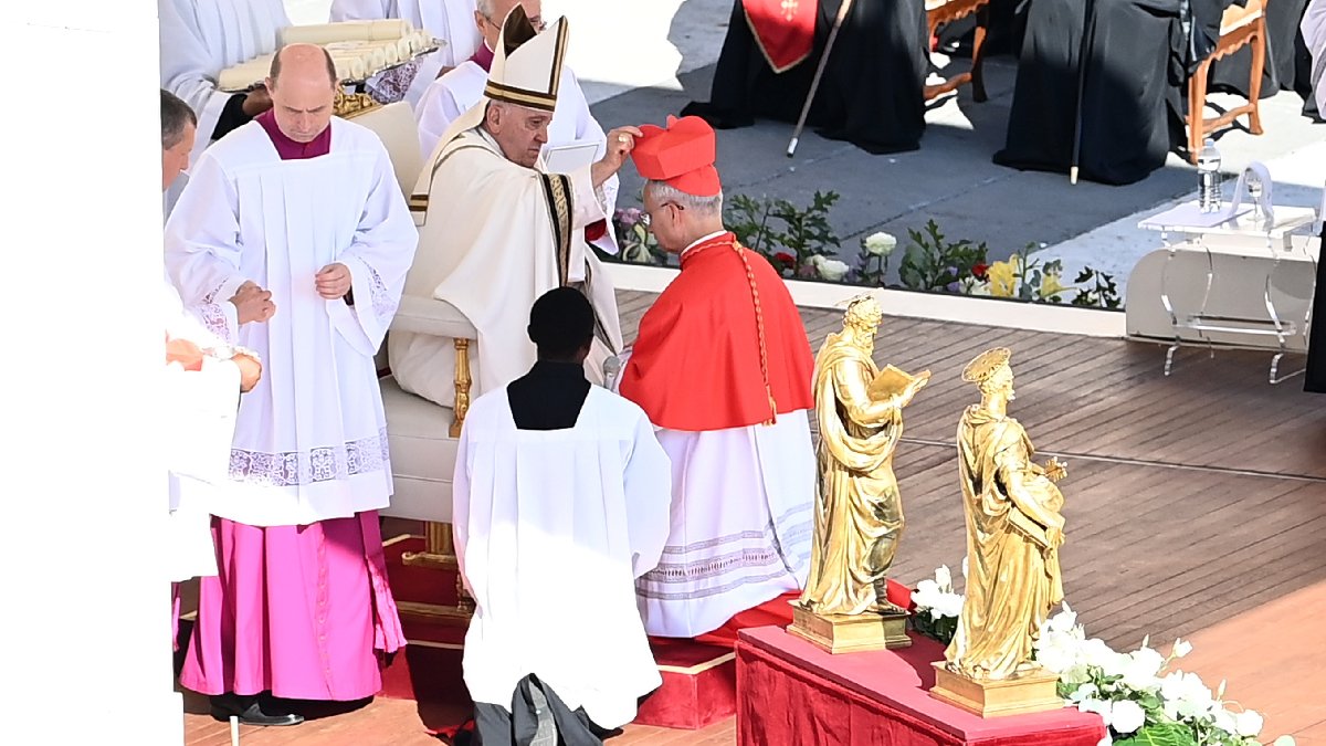 Özel tören düzenlendi: Katolik Kilisesi’ne 21 yeni kardinal