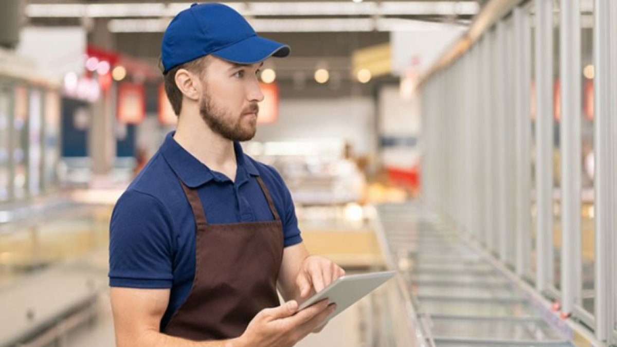 Merchandiser Ne Demek: Perakendecilik Dünyasına Bir Bakış