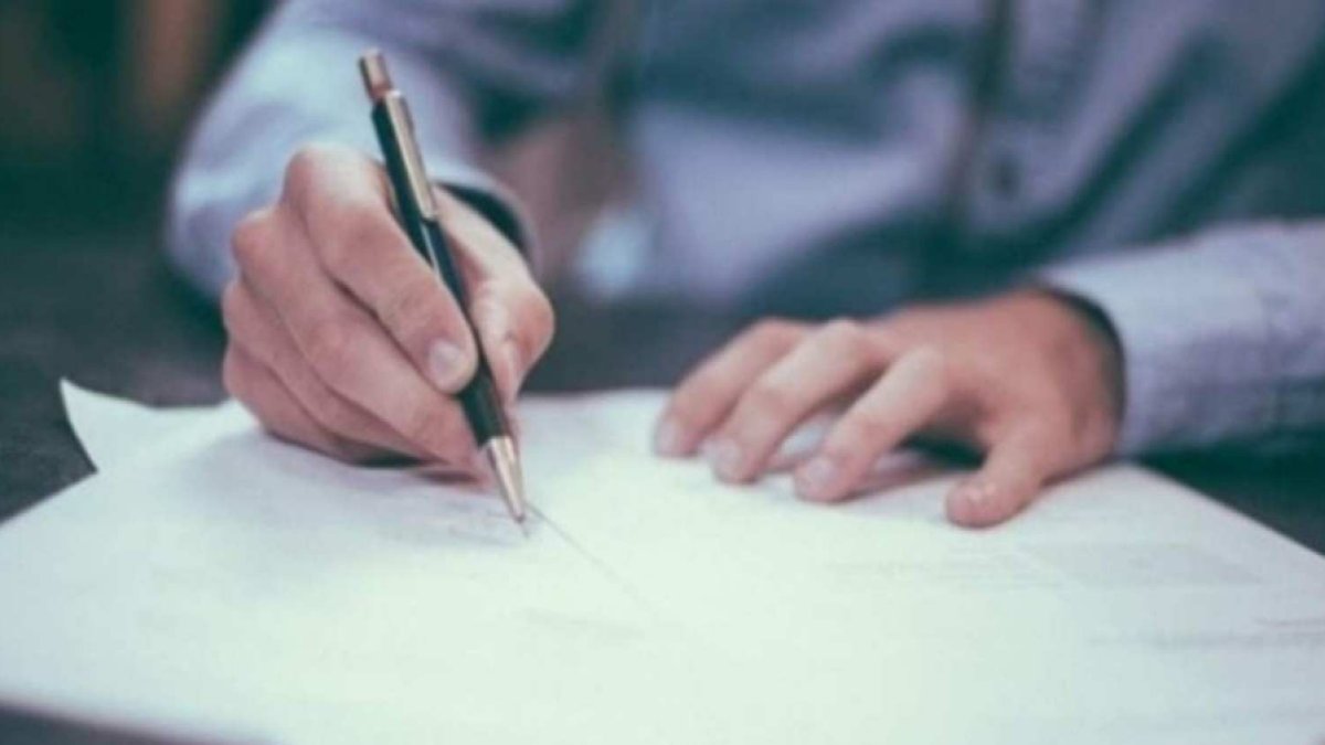 Müsteşar Nasıl Olunur: Kamu Yönetiminde Zirveye Ulaşma Rehberi