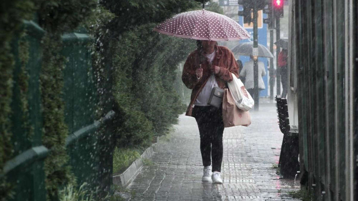 Bakan Özhaseki'den birçok il için uyarı: Çok kuvvetli sağanak yağış geliyor