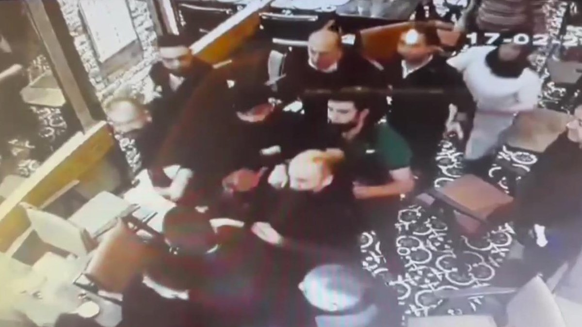 Şahinler çetesinin yeni görüntüleri ortaya çıktı: Suç örgütü üyeleri kafede terör estirdi