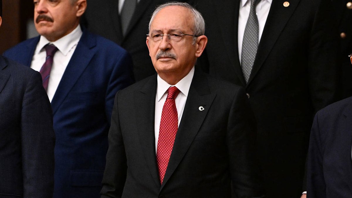 Kılıçdaroğlu'ndan Erdoğan'ın 'yeni anayasa çağrısına' yanıt: Önce anayasaya uyması lazım