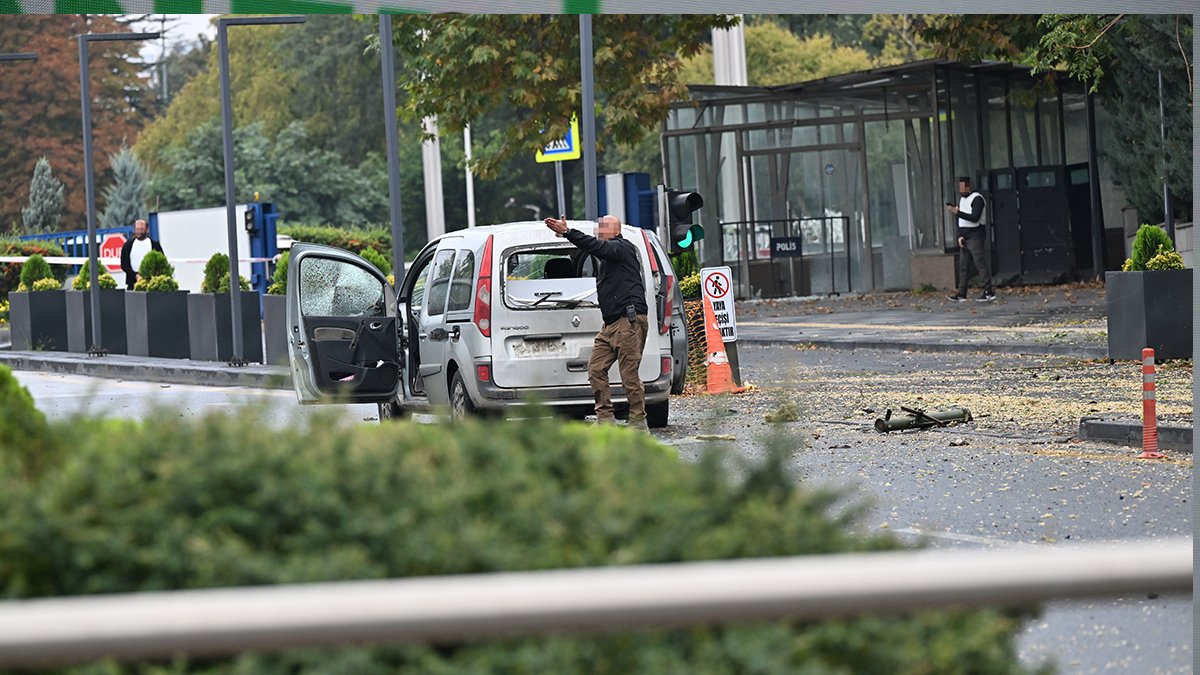 Bakan Koca'dan bombalı saldırıda yaralanan polislere ilişkin açıklama