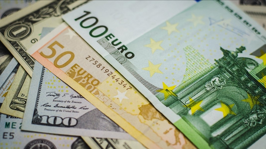 Dolar 27 lira, euro 29 lira bandına yerleşti: Yükseliş sürüyor