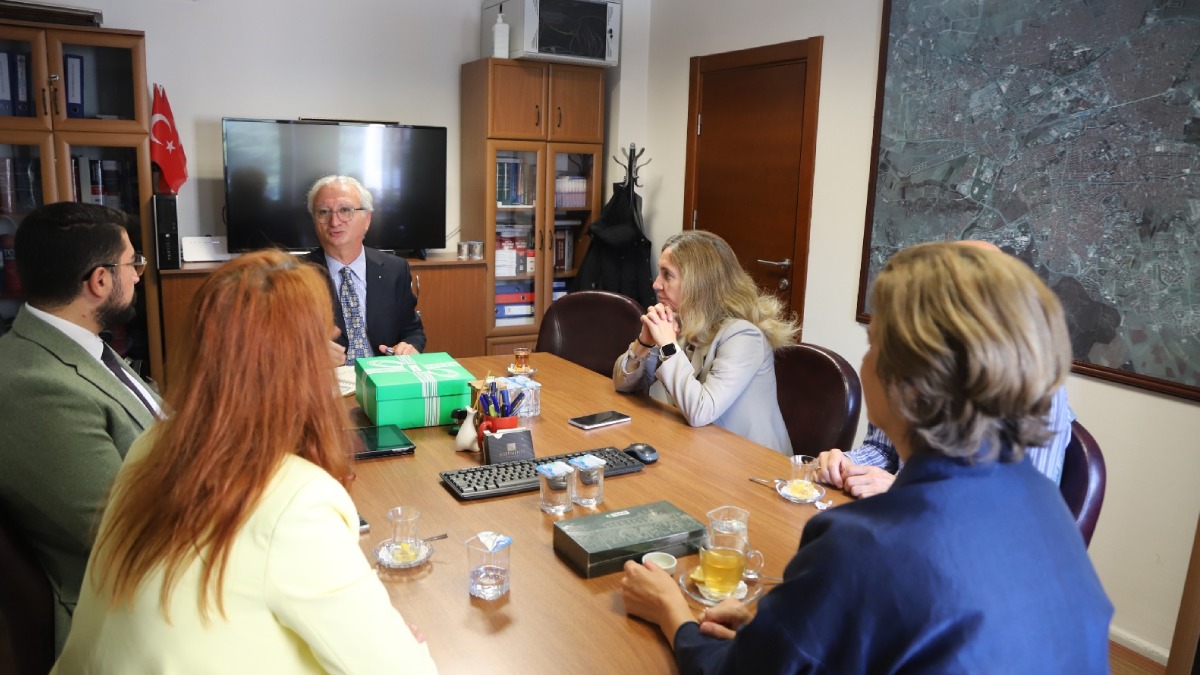 Yeşilay’dan Ünlüce’ye nezaket ziyareti