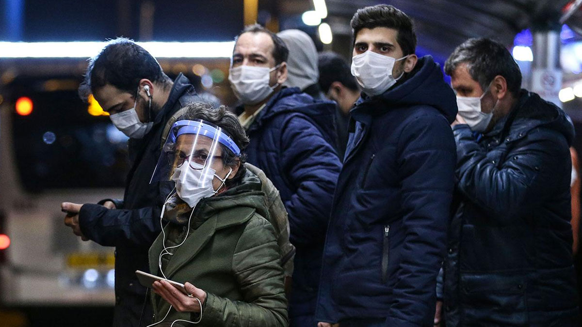 Salgın geri mi dönüyor? Uzman isim Kovid-19 için uyardı