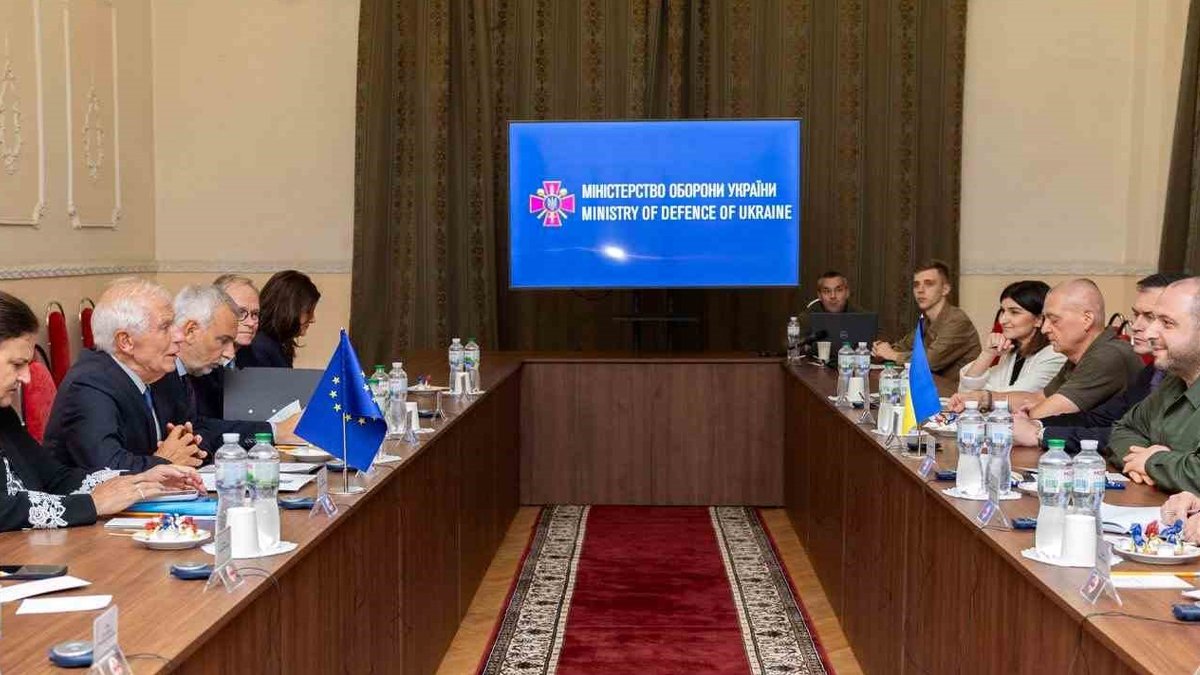 Kiev'de tarihi AB zirvesi: Hedef üyelik müzakerelerinin başlatılması