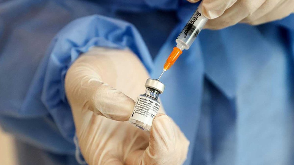 Bakan Koca'dan net açıklama: Asla aşı veya kapanma olmayacak