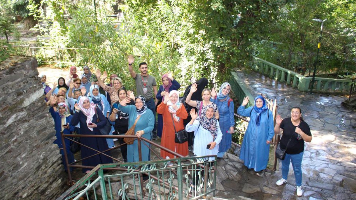 Karşıyakalı kadınlardan Tire kültür turu