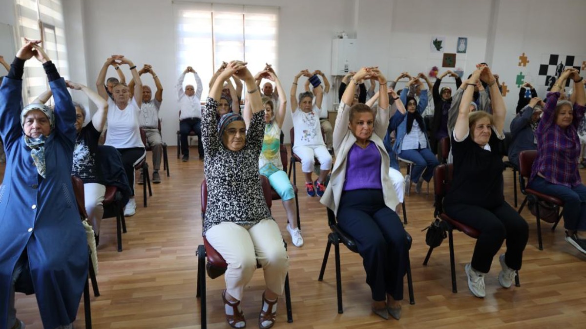 Aktif Yaş Alma Merkezi hayatlarının her anında