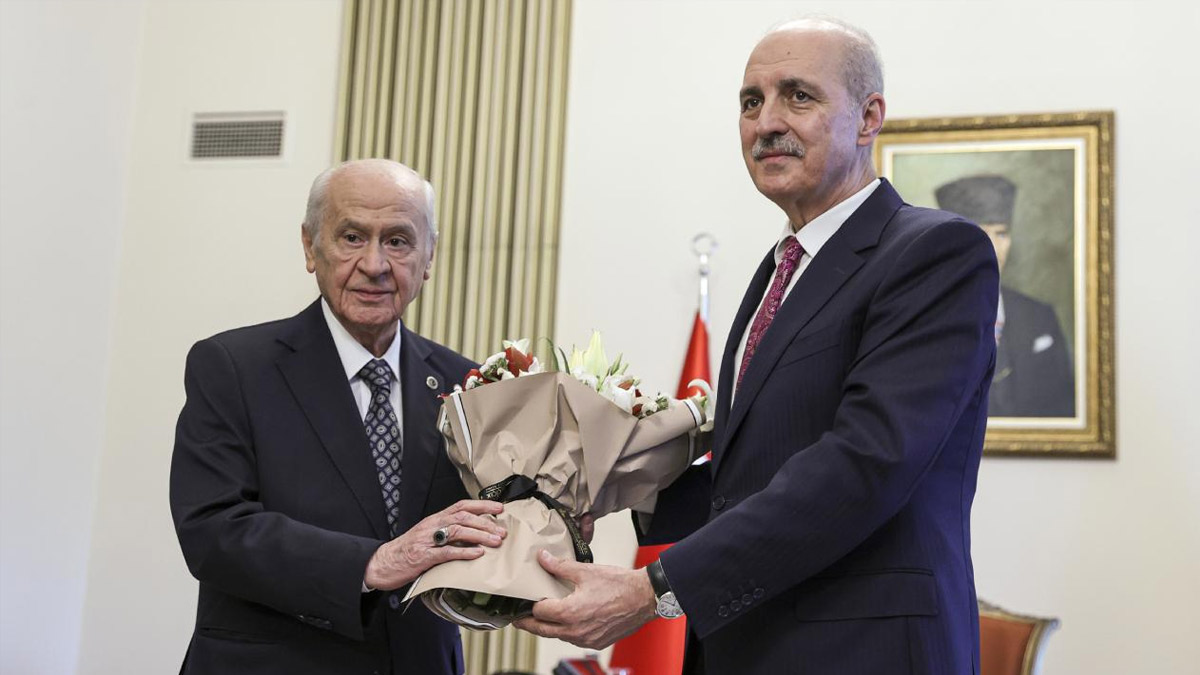 Meclis Başkanı yeni anayasa turuna çıkıyor: Kurtulmuş'un ilk ziyareti Bahçeli'ye