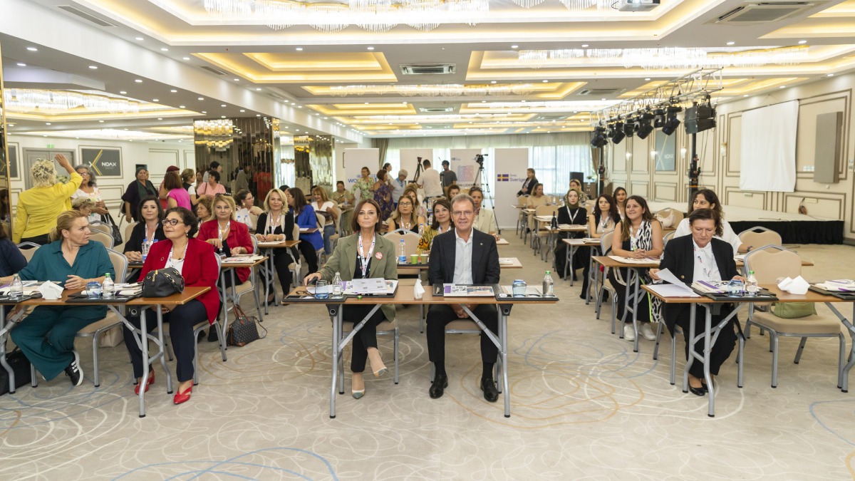 Başkan Seçer, KA.DER tarafından düzenlenen Siyaset Okulu Programı’na katıldı