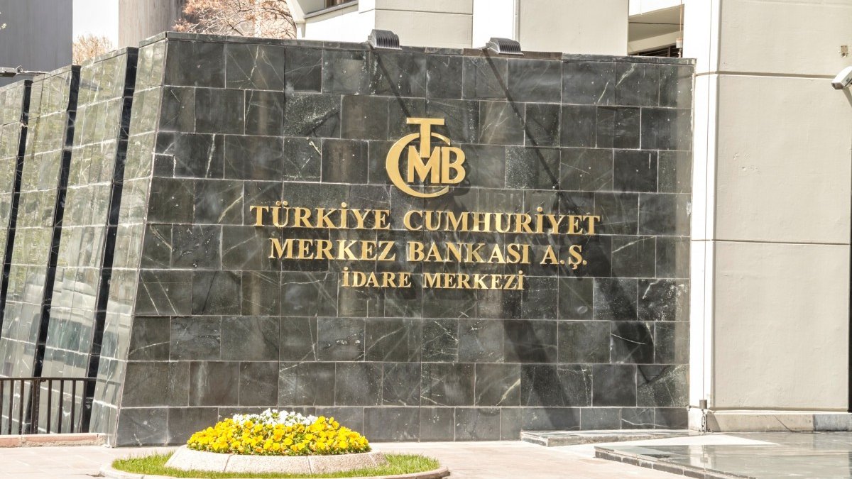 Merkez Bankası dövizde arka kapıdan vazgeçemedi: Bir yılda 226 milyar dolarlık satış