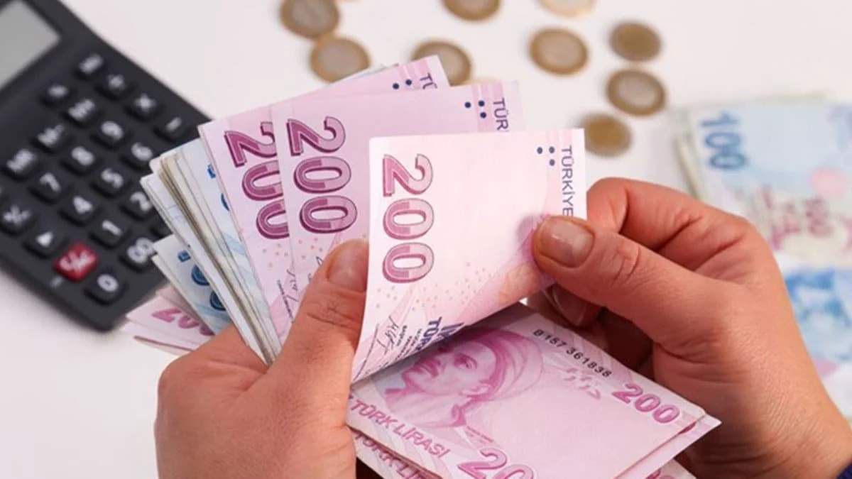 Garanti BBVA kolları sıvadı! 0,99 faiz oranıyla kredi imkanı: Mobil başvuru fırsatıyla ödeme anında hesabınızda