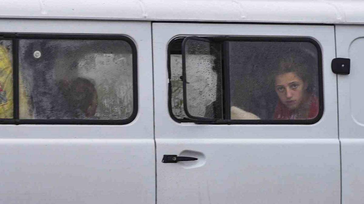 Karabağ'da son otobüs kalktı