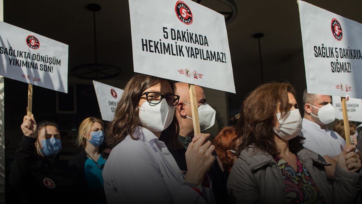 Hekim göçünde kırmızı alarm! 'Yurt dışı belgesi'ne başvuranların sayısında rekor