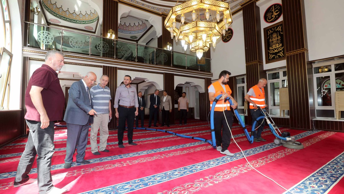 Yenimahalle’nin camileri pırıl pırıl