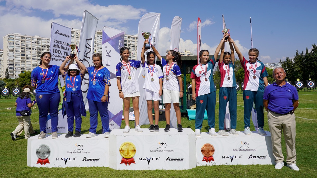 Büyükşehir Okçuları Türkiye şampiyonu oldu