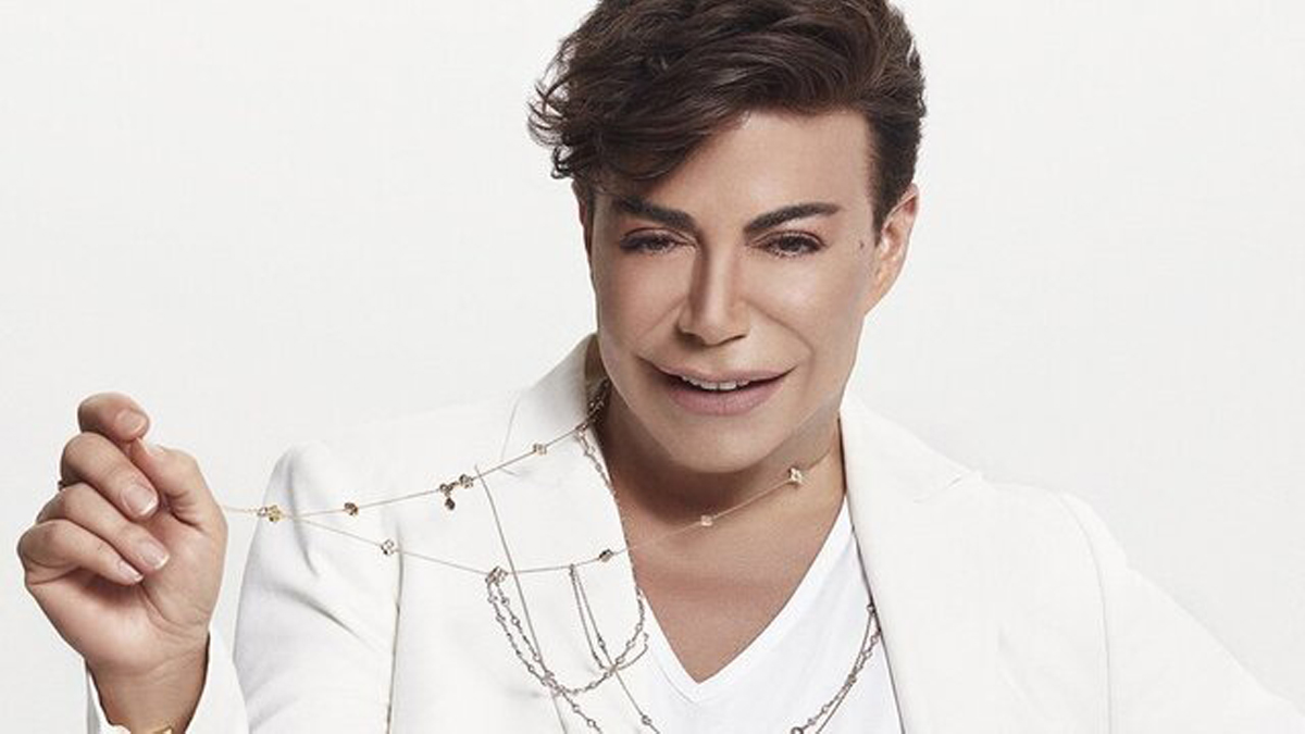 Fatih Ürek Bodrum'daki villasını satılığa çıkardı! 5 katlı villada tek yaşıyordu, fiyatı parmak ısırttı