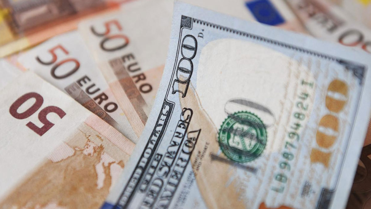 Döviz kurlarında hareketlilik sürüyor