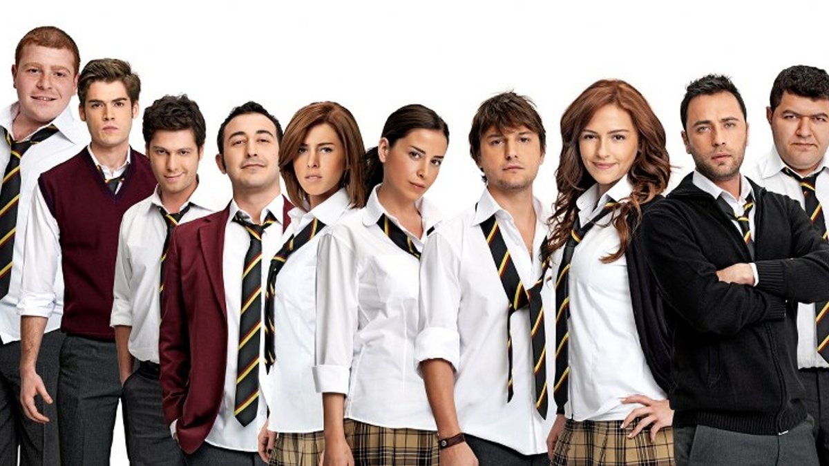 Bir döneme damga vurmuştu! Arka Sıradakiler'in efsane isminden kahreden haber! Hayranları yasta...