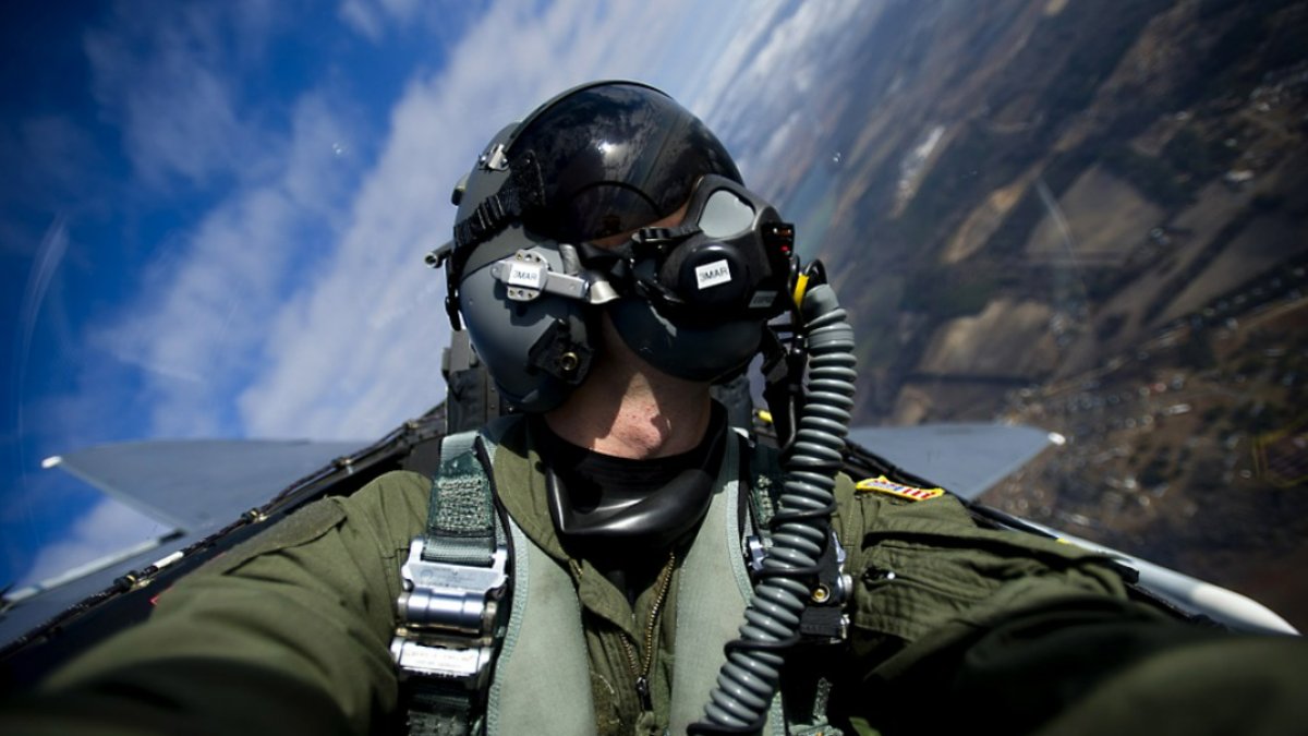 Askeri Pilot Nasıl Olunur: Gökyüzünün Efendisi Olma Yolculuğu