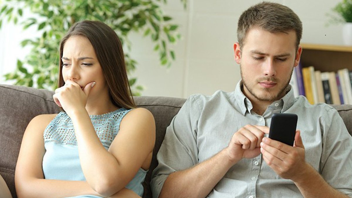 Bu erkeklerden arkanıza bakmadan kaçın! Eğer partneriniz size bunları söylüyorsa...