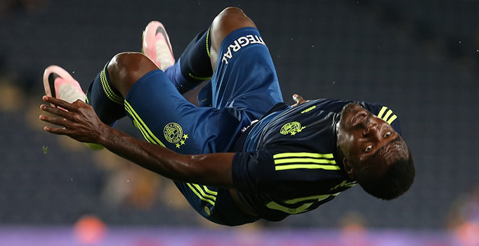 Emenike iddialı: Daha yeni başladım!