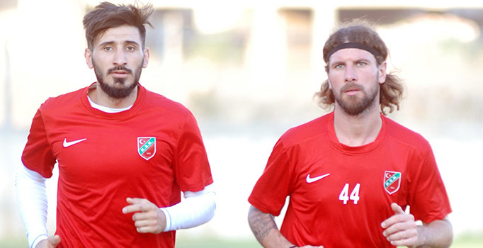 Transfer yasağı bulunan Karşıyaka'da yaprak dökümü