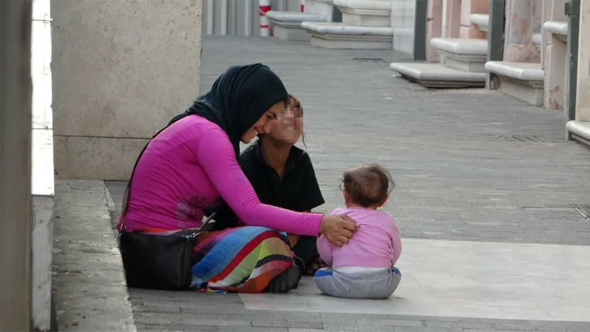 Eskişehir Valiliği'nden dilenci kararı: Para vermek yasak