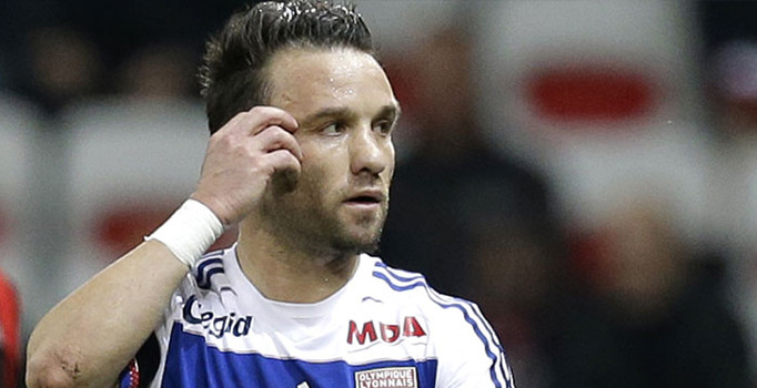 Rusya basını Mathieu Valbuena'nın Fenerbahçe'ye transfer olduğunu iddia etti