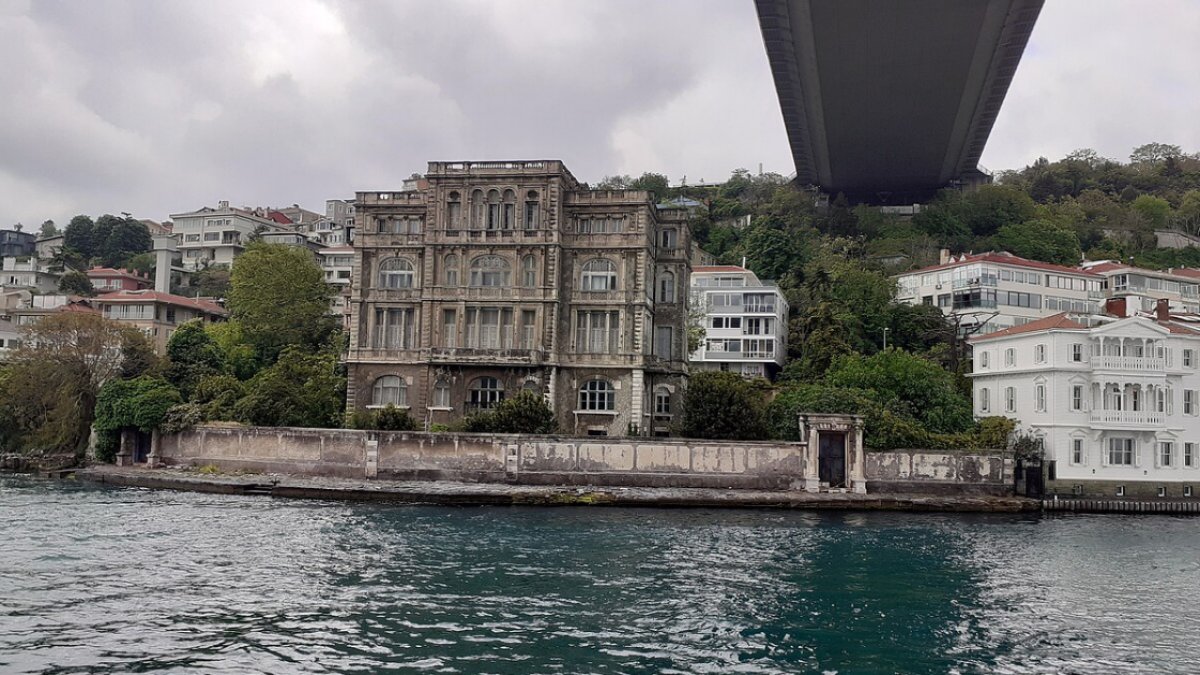 Zeki Paşa Yalısı: İstanbul'un Tarihi Bir Hazinesi