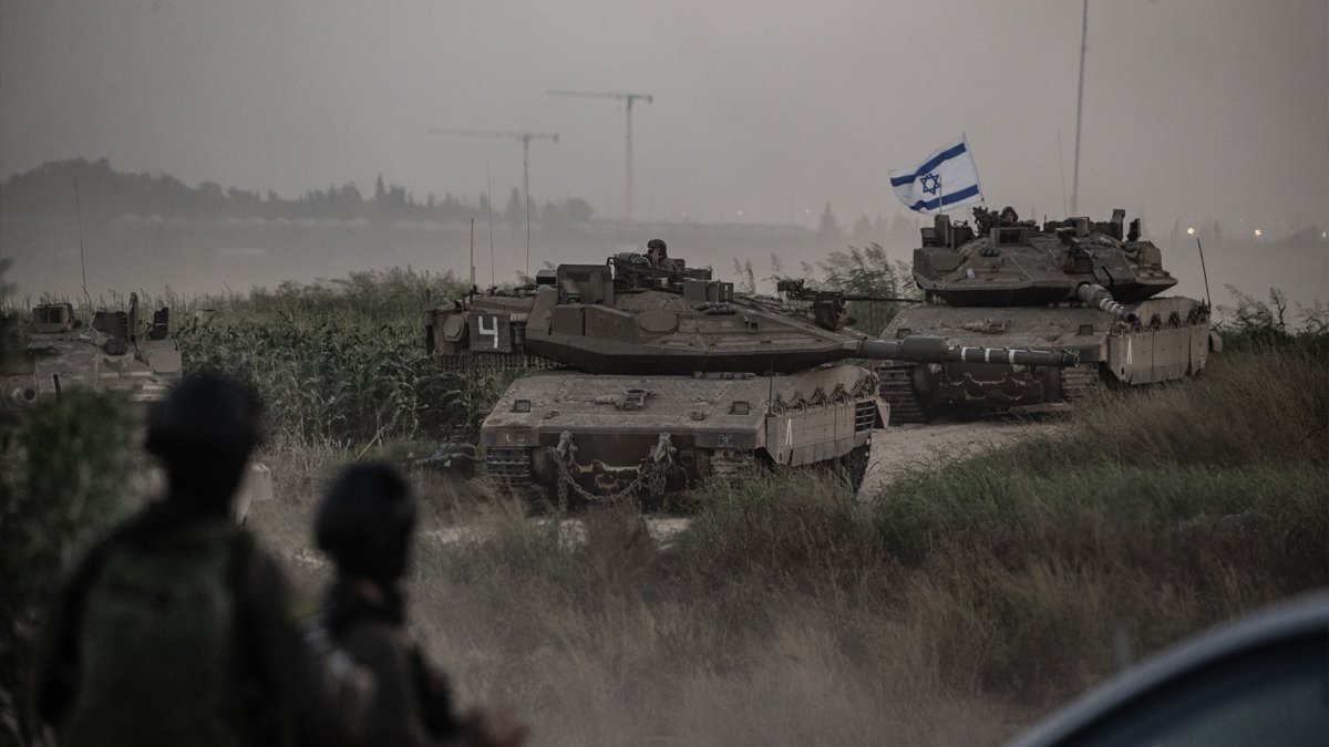 İsrail'den Gazzelilere 'karadan saldıracağız' uyarısı: Hemen bölgeyi terk edin