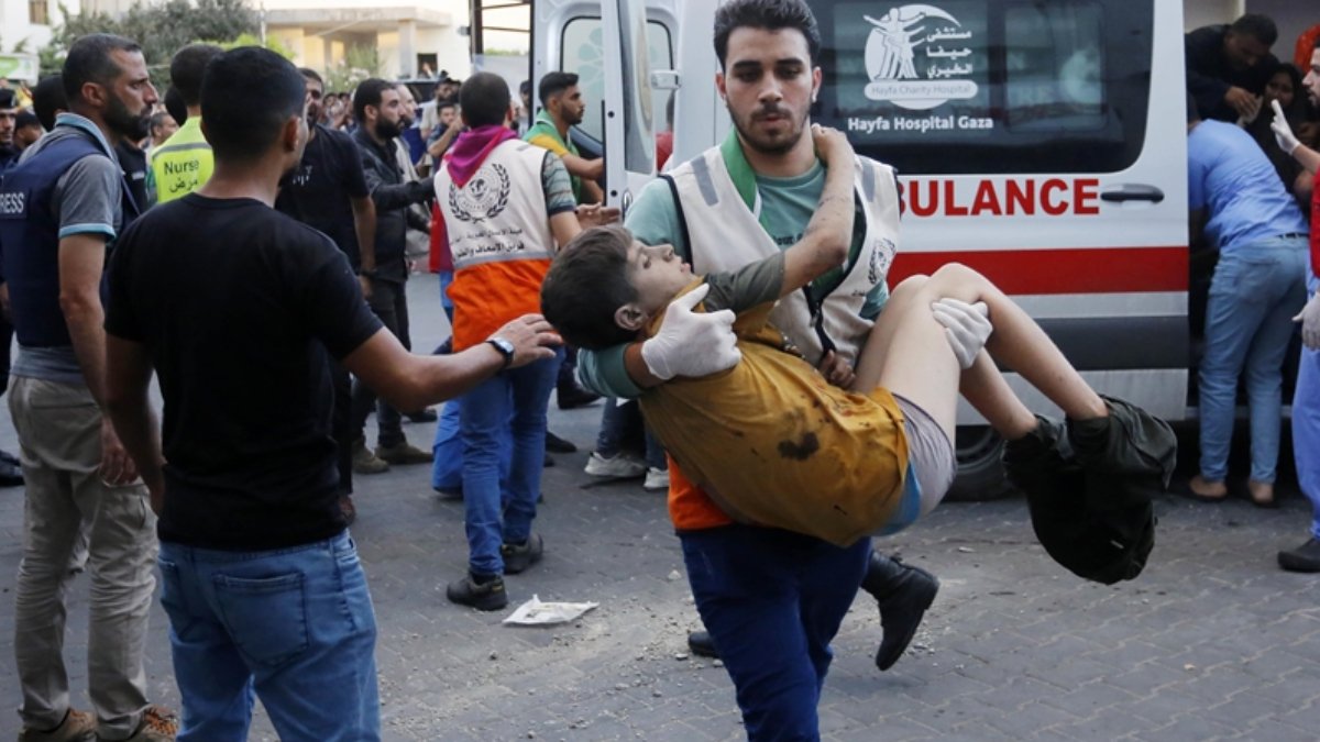 Filistinli yetkililer: Hastaneler vahim durumda