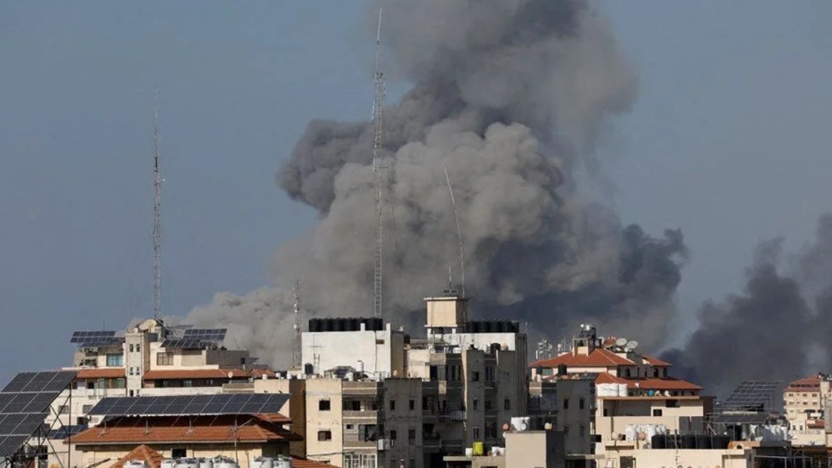 İsrail Gazzelilere seslendi: Tahliye için 6 saatiniz var