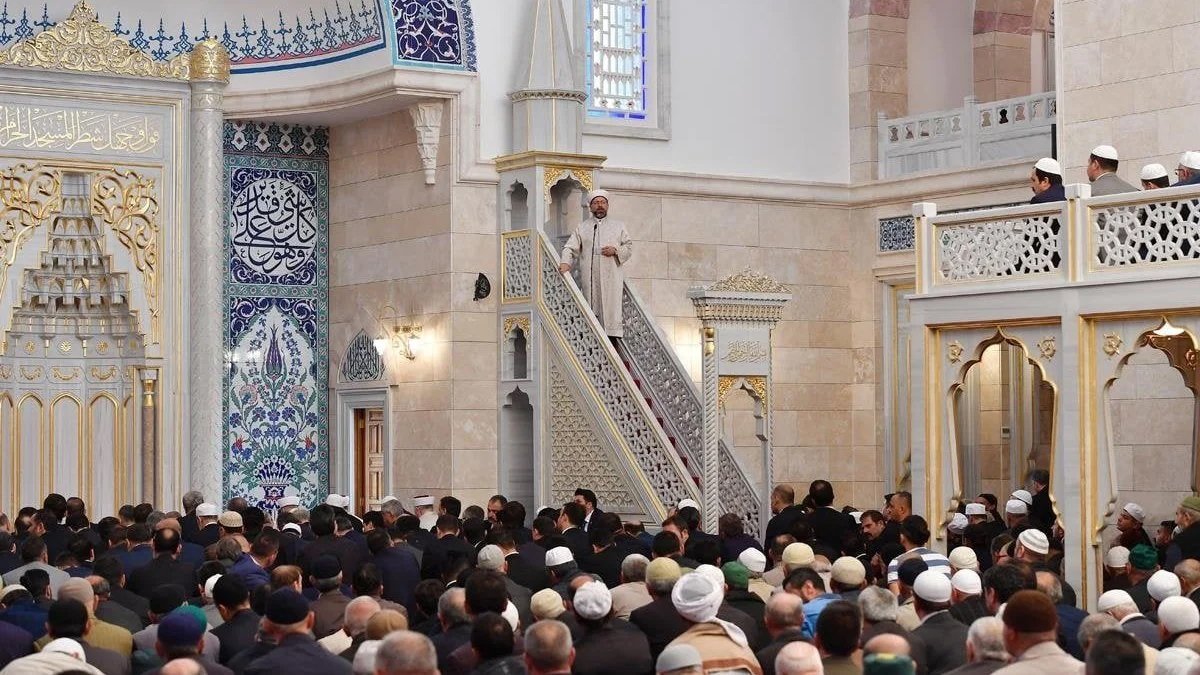 Gazze için tüm camilerde gıyabi cenaze namazı kılınacak